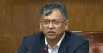 ব্যাটারিচালিত রিকশা নিয়ে যে পরিকল্পনার কথা জানালেন স্বরাষ্ট্রমন্ত্রী