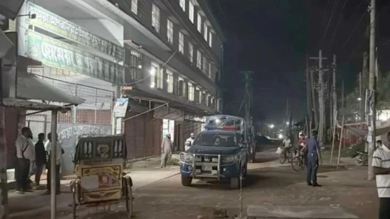 পাবনায় কয়েক ঘণ্টার ব্যবধানে গুলি করে ও কুপিয়ে দুজনকে হত্যা
