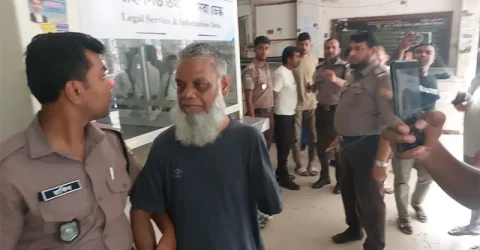 খালেদা জিয়ার গাড়িবহরে হামলা, হাতকাটা কাশেম ৫ দিনের রিমান্ডে
