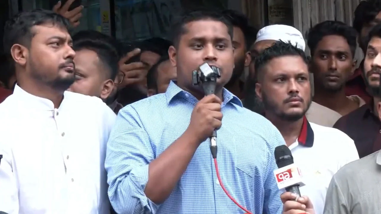 আইজিপির ক্রসফায়ার মন্তব্যে তীব্র নিন্দা হাসনাত আব্দুল্লাহর