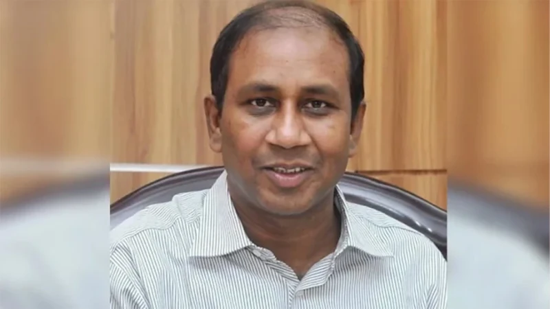 মনিরুলসহ চারজনের সাড়ে ১৯ কোটি টাকার ব্যাংক হিসাব অবরুদ্ধের আদেশ