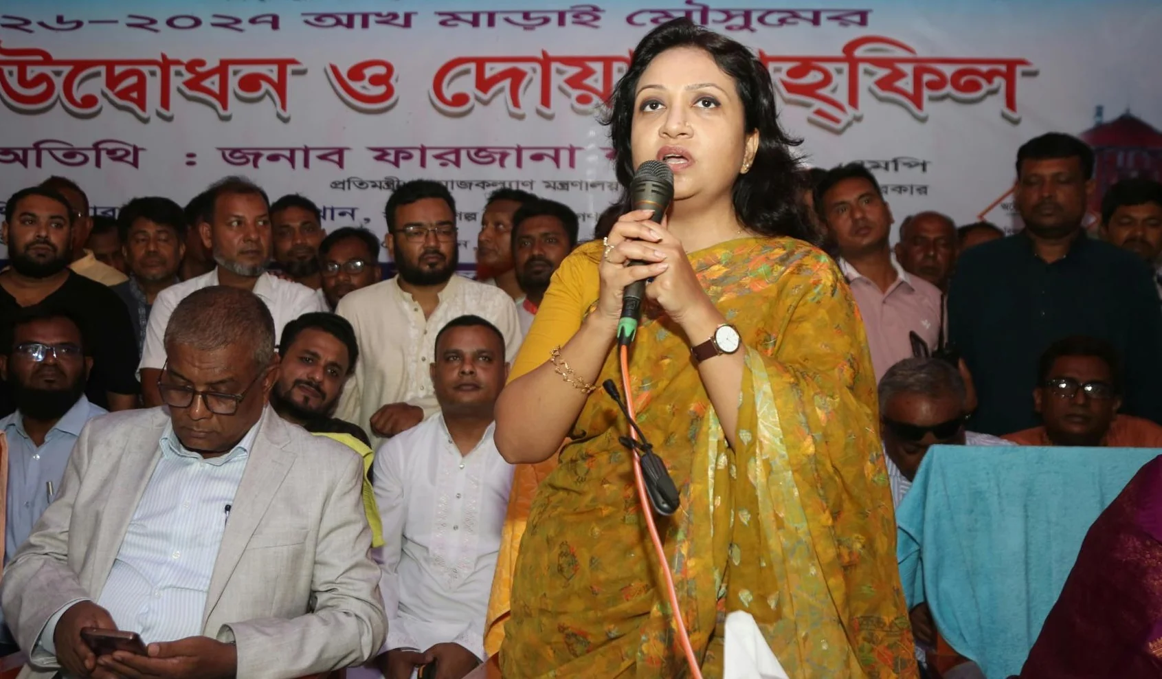 বন্ধ চিনিকল চালুর উদ্যোগ নিলেন প্রতিমন্ত্রী ফারজানা শারমিন