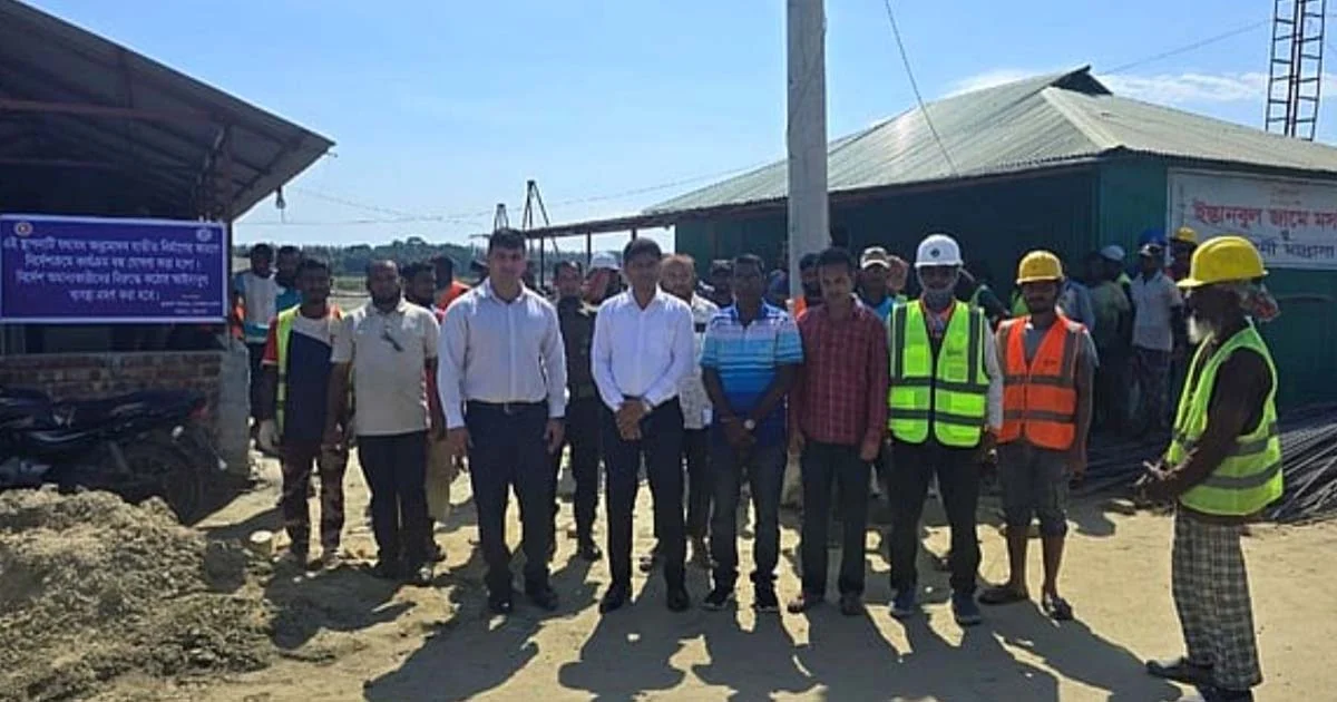 অনুমোদনহীন নির্মাণ: কুয়াকাটায় ইস্তানবুল হোটেলের কাজ বন্ধ করল প্রশাসন